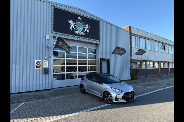 Toyota Yaris 1.5 Hybrid 130 Executive Apple CarPlay Bi-Tone