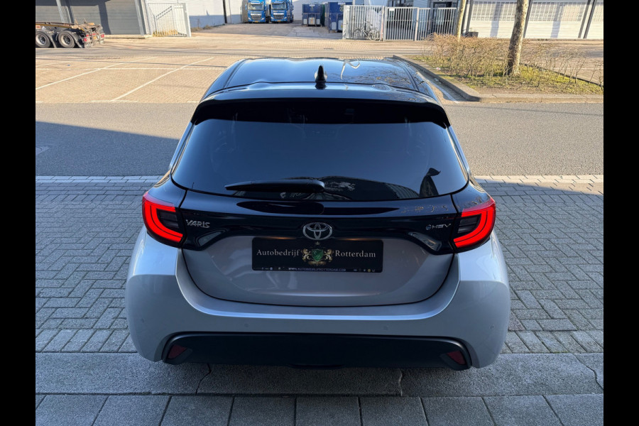 Toyota Yaris 1.5 Hybrid 130 Executive Apple CarPlay Bi-Tone