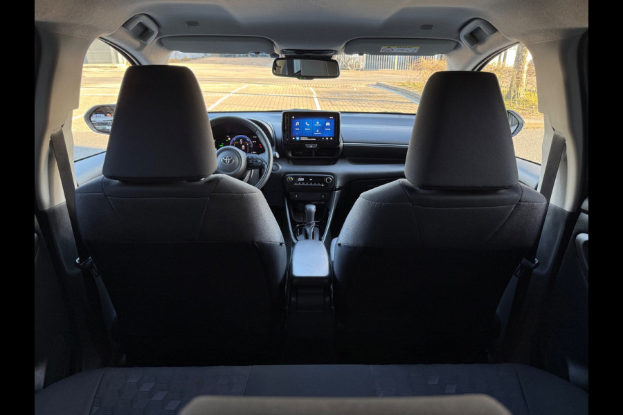 Toyota Yaris 1.5 Hybrid 130 Executive Apple CarPlay Bi-Tone