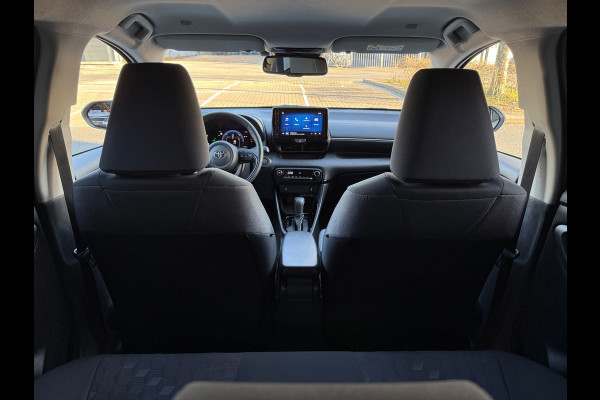 Toyota Yaris 1.5 Hybrid 130 Executive Apple CarPlay Bi-Tone