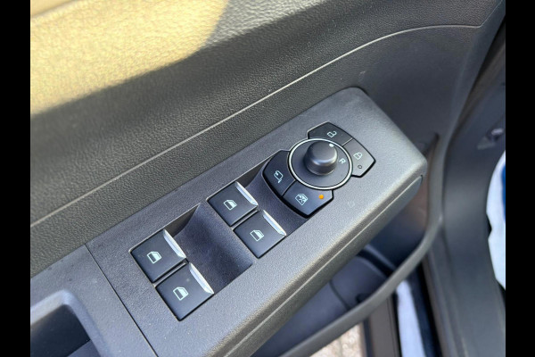 Ford Tourneo Courier 1.0 EcoBoost Active AUTOMAAT,CAMERA,STOEL-STUUR-VERWARMING,GARANTIE