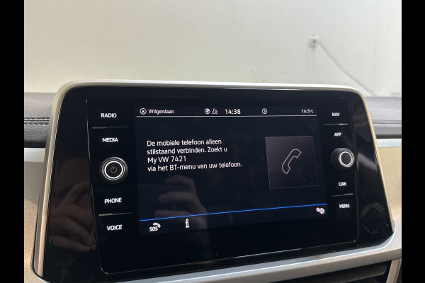 Volkswagen T-Roc TSI 115PK LIFE GOAL EDITION NAVI/CARPLAY/STOELVERWARMING/ FABRIEKSGARANTIE