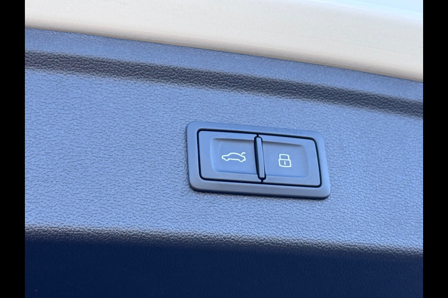 Audi A3 Sportback 45 TFSI e S edition Competition Pano/B&O/360