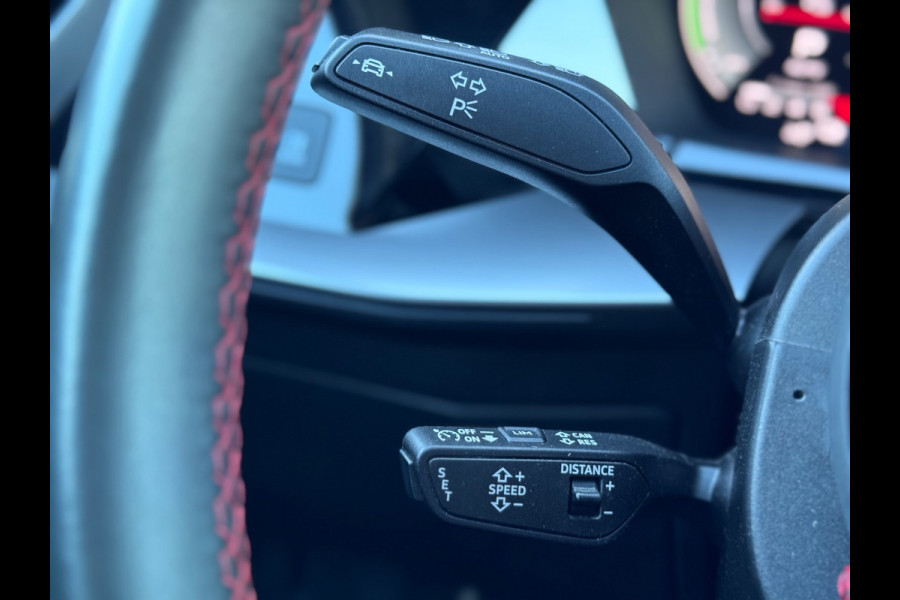 Audi A3 Sportback 45 TFSI e S edition Competition Pano/B&O/360