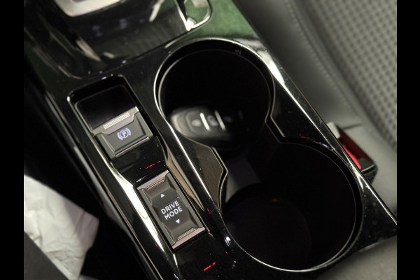 Peugeot 2008 1.2 PureTech GT-Line | Pano | Camera | Cruise | DAB | Navi