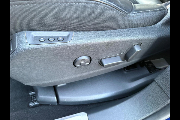 Peugeot 3008 1.2 PureTech GT Line LEER,CAMERA,MASSAGE-STOELEN,GARANTIE