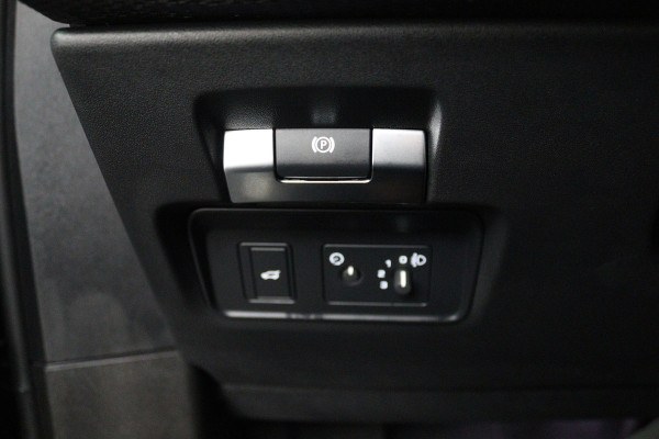 Land Rover Range Rover Evoque 1.5 R-Dynamic SE (STOELVERWARMING, CAMERA, LANE-ASSIST, ELEKTR STOELEN, SENSOREN)