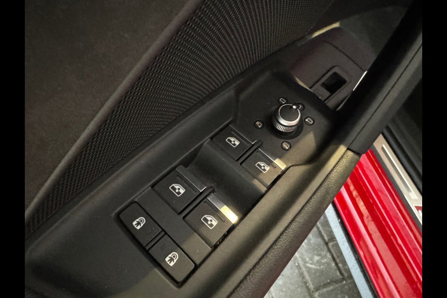 Audi A3 Sportback 40 TFSI e S Line Pano|RS Seat|B&O|Maxton