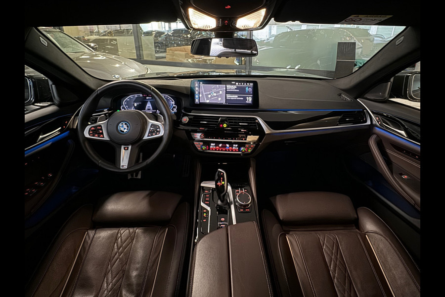 BMW 5 Serie 545e xDrive High Executive M Sport Pano|Memory