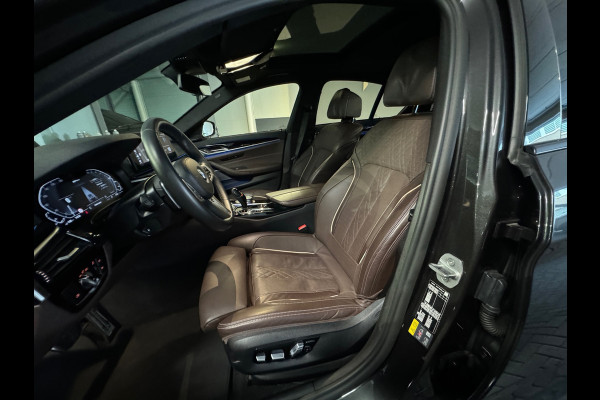 BMW 5 Serie 545e xDrive High Executive M Sport Pano|Memory