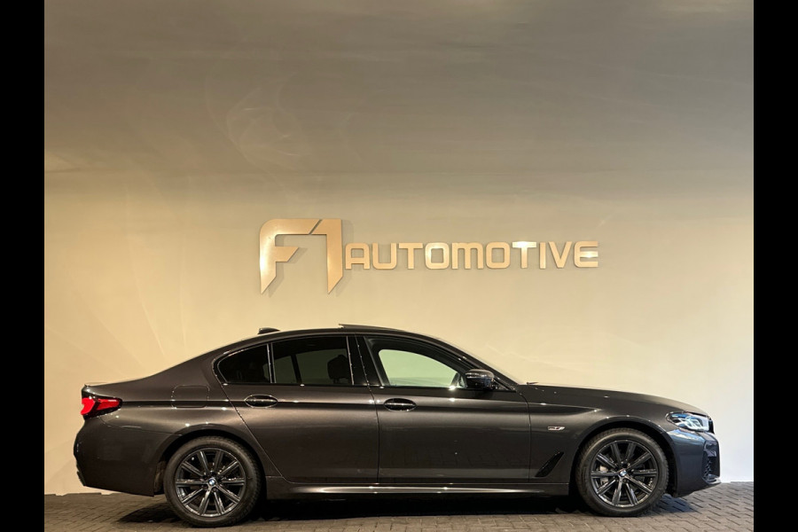 BMW 5 Serie 545e xDrive High Executive M Sport Pano|Memory