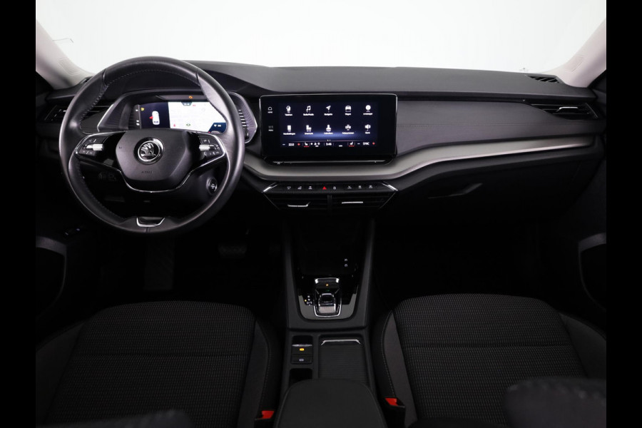 Škoda Octavia Combi 1.4 TSI iV PHEV Business Edition 204 pk Automaat (DSG) | Verlengde garantie | Navigatie | Parkeersensoren | Adaptieve cruise control | Stoelverwarming |