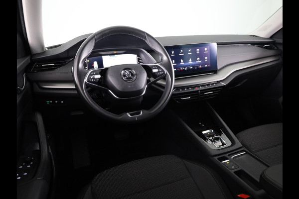 Škoda Octavia Combi 1.4 TSI iV PHEV Business Edition 204 pk Automaat (DSG) | Verlengde garantie | Navigatie | Parkeersensoren | Adaptieve cruise control | Stoelverwarming |