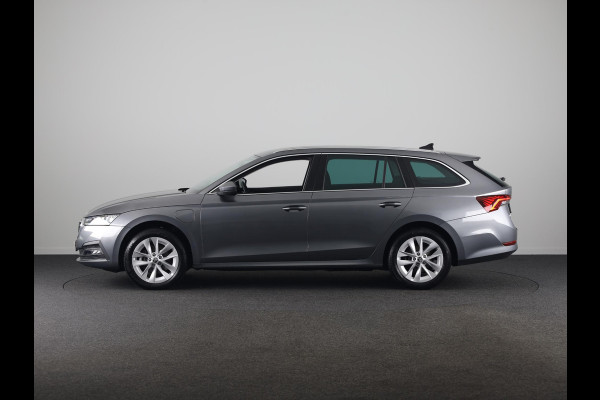 Škoda Octavia Combi 1.4 TSI iV PHEV Business Edition 204 pk Automaat (DSG) | Verlengde garantie | Navigatie | Parkeersensoren | Adaptieve cruise control | Stoelverwarming |