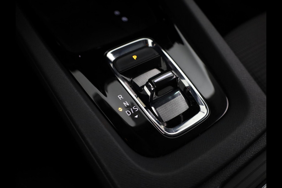 Škoda Octavia Combi 1.4 TSI iV PHEV Business Edition 204 pk Automaat (DSG) | Verlengde garantie | Navigatie | Parkeersensoren | Adaptieve cruise control | Stoelverwarming |