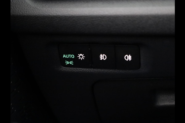 Škoda Octavia Combi 1.4 TSI iV PHEV Business Edition 204 pk Automaat (DSG) | Verlengde garantie | Navigatie | Parkeersensoren | Adaptieve cruise control | Stoelverwarming |