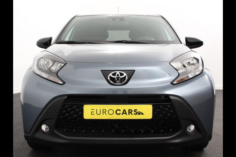 Toyota Aygo X 1.0 VVT-i S-CVT Automaat Trend | Navigatie | Apple Carplay/Android Auto | Climate Control | Cruise Control Adaptive | 17"Lichtmetalen velgen | Camera