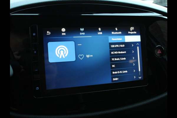 Toyota Aygo X 1.0 VVT-i S-CVT Automaat Trend | Navigatie | Apple Carplay/Android Auto | Climate Control | Cruise Control Adaptive | 17"Lichtmetalen velgen | Camera