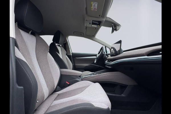 Škoda ENYAQ iV 80, achteruitrijcamera, 1/2 lederen sportinterieur, adaptief cruise, stoelverwarming, 1 e eigenaar, NL auto met nap