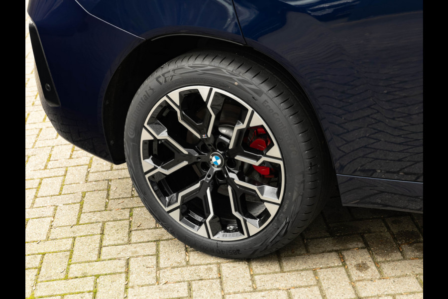 BMW X3 30e xDrive - M-Sport Pro - Pano - Trekhaak - ACC - Head-Up