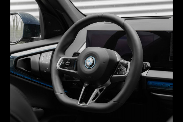 BMW X3 30e xDrive - M-Sport Pro - Pano - Trekhaak - ACC - Head-Up