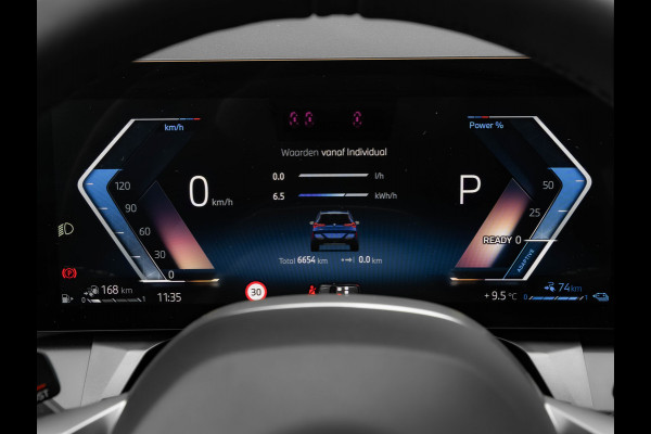 BMW X3 30e xDrive - M-Sport Pro - Pano - Trekhaak - ACC - Head-Up