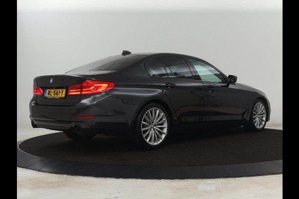 BMW 5 Serie 520i High Executive | Luxury Line | Nappaleder | Stoelverwarming | Camera | Sfeerverlichting | 19'' | Full LED | Navigatie | Park Assist | Cruise control | Bluetooth | Climate control