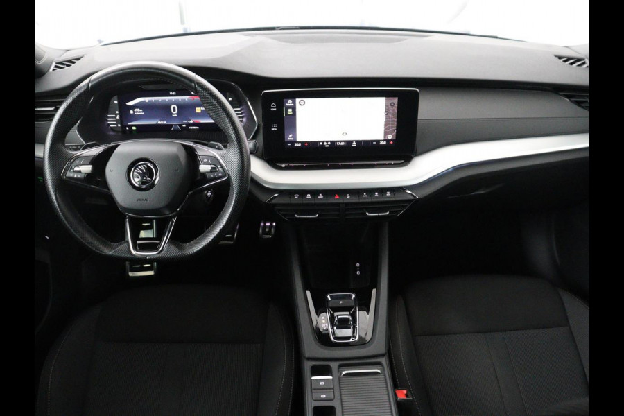 Škoda Octavia 1.0 e-TSI Sport | Trekhaak | Camera | Side Assist | Carplay | Sfeerverlichting | Navigatie | Sportstoelen | Full LED | 17'' | Digital Cockpit | Climate control | Bluetooth | Cruise control