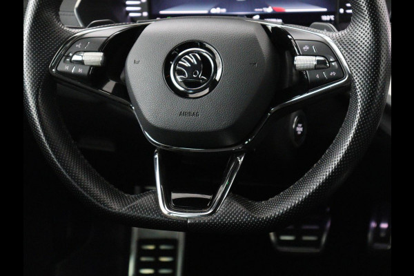 Škoda Octavia 1.0 e-TSI Sport | Trekhaak | Camera | Side Assist | Carplay | Sfeerverlichting | Navigatie | Sportstoelen | Full LED | 17'' | Digital Cockpit | Climate control | Bluetooth | Cruise control