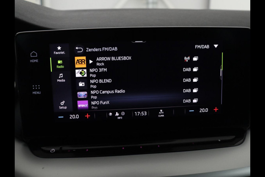 Škoda Octavia 1.0 e-TSI Sport | Trekhaak | Camera | Side Assist | Carplay | Sfeerverlichting | Navigatie | Sportstoelen | Full LED | 17'' | Digital Cockpit | Climate control | Bluetooth | Cruise control