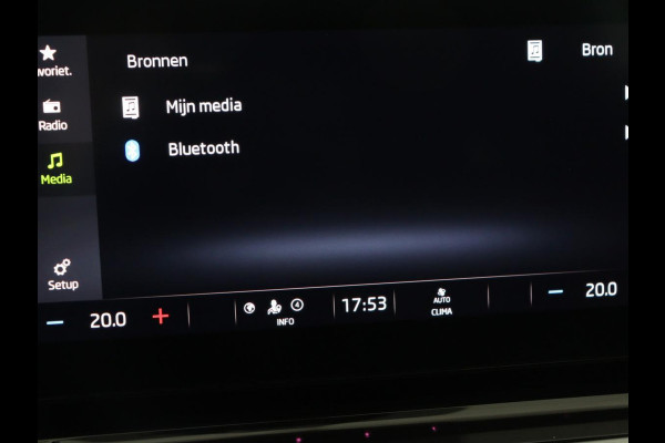 Škoda Octavia 1.0 e-TSI Sport | Trekhaak | Camera | Side Assist | Carplay | Sfeerverlichting | Navigatie | Sportstoelen | Full LED | 17'' | Digital Cockpit | Climate control | Bluetooth | Cruise control