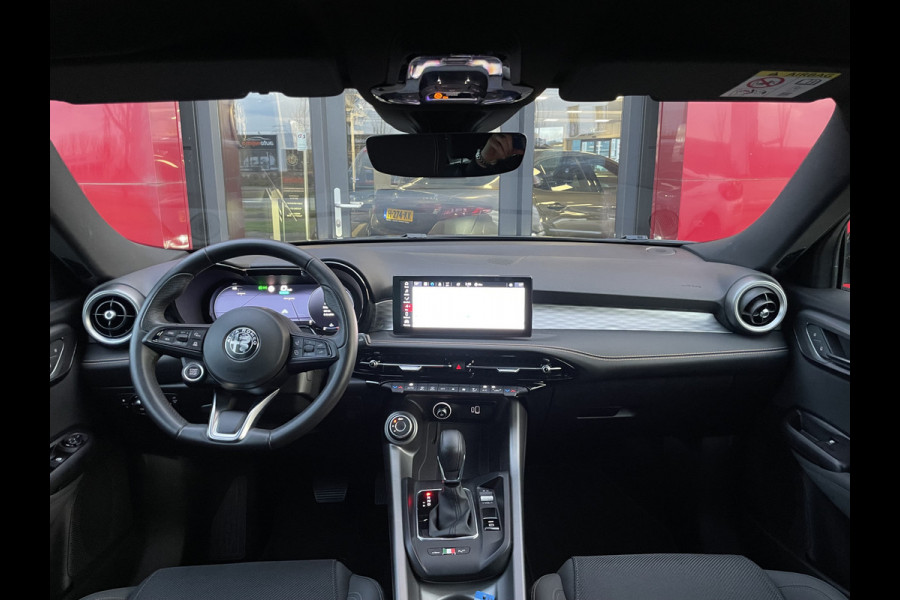 Alfa Romeo Tonale 1.3T PHEV Ti | Camera | Apple/android CarPlay