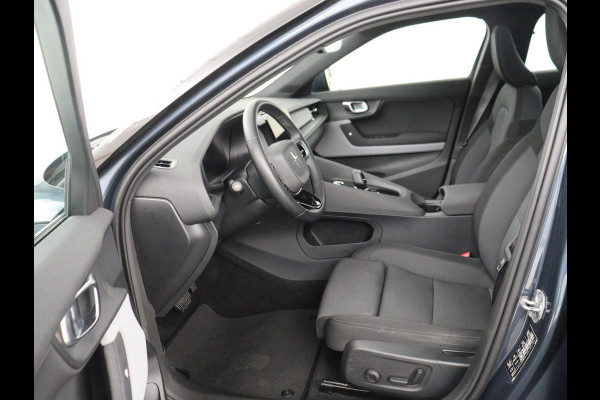 Polestar 2 Long Range Dual Motor Launch Edition 78kWh | SOH 92% |  Panoramadak | Trekhaak | 360 Camera | Achterbankverwarming | Adaptive cruise | Carplay | Camera | Stoelverwarming | Keyless