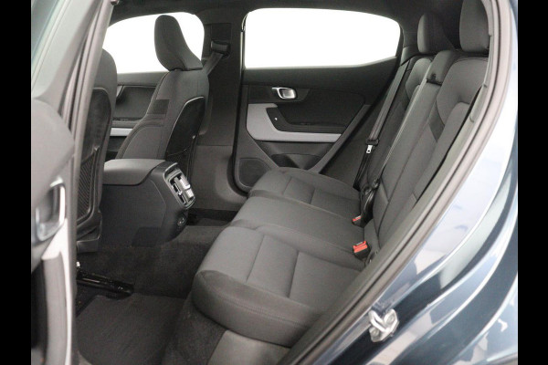 Polestar 2 Long Range Dual Motor Launch Edition 78kWh | SOH 92% |  Panoramadak | Trekhaak | 360 Camera | Achterbankverwarming | Adaptive cruise | Carplay | Camera | Stoelverwarming | Keyless