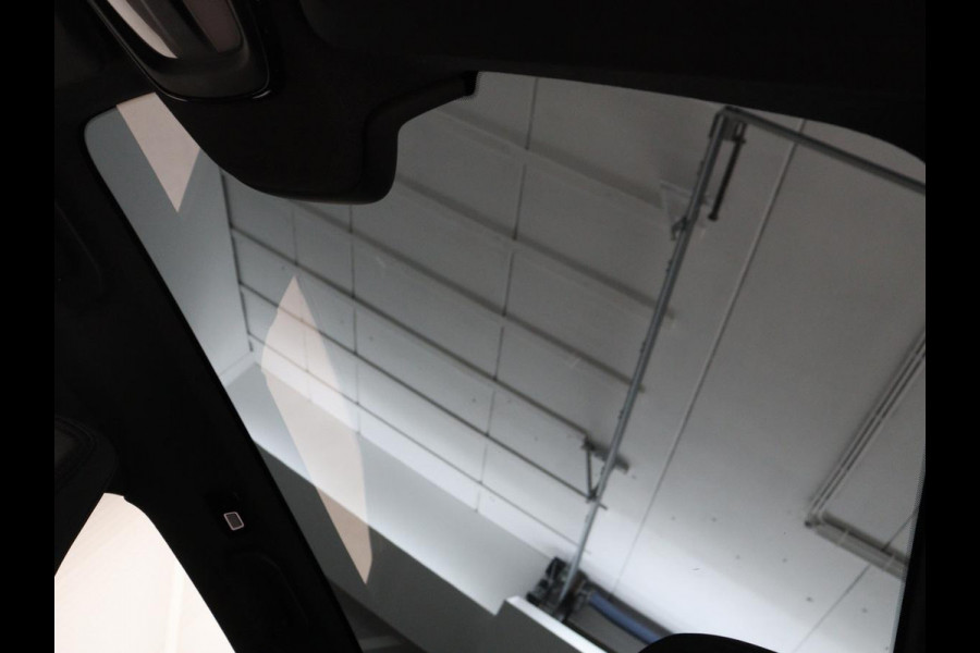 Polestar 2 Long Range Dual Motor Launch Edition 78kWh | SOH 92% |  Panoramadak | Trekhaak | 360 Camera | Achterbankverwarming | Adaptive cruise | Carplay | Camera | Stoelverwarming | Keyless