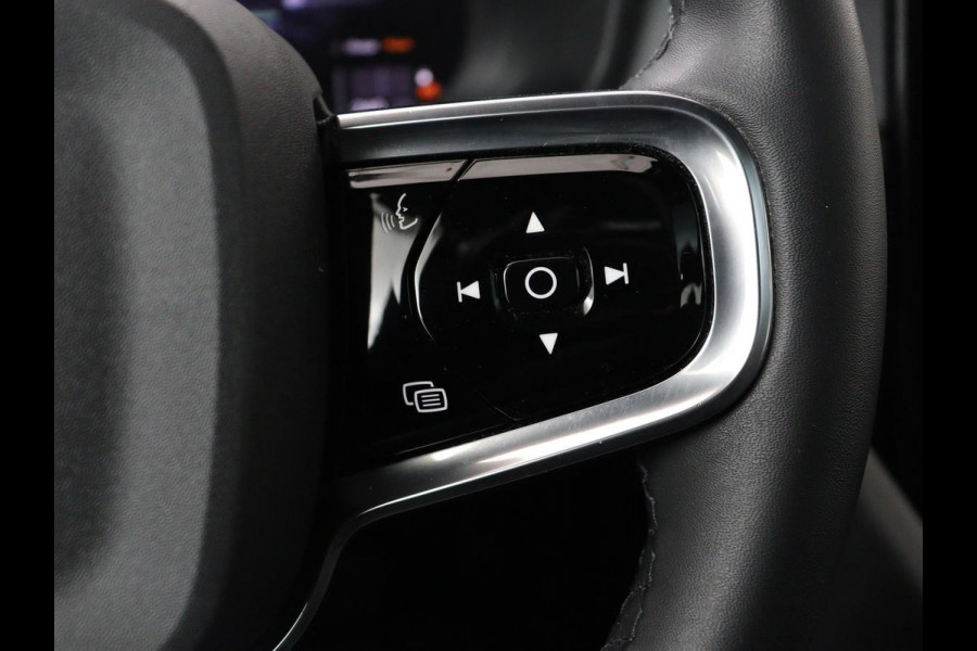 Polestar 2 Long Range Dual Motor Launch Edition 78kWh | SOH 92% |  Panoramadak | Trekhaak | 360 Camera | Achterbankverwarming | Adaptive cruise | Carplay | Camera | Stoelverwarming | Keyless