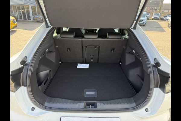 Ford Capri Premium Extended Range RWD 77 kWh | 285pk Ford Voorraad | Elektrische Wegklapbare Trekhaak | Driver Assistance Pack | Frozen White