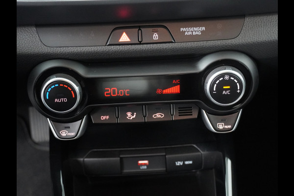 Kia Stonic 1.0 T-GDi MHEV DynamicPlusLine - Apple/Android Carplay - Navigatie - Cruise Control - Stoel/Stuurverwarming - Lichtmetalen Velgen - Fabrieksgarantie Tot 2032