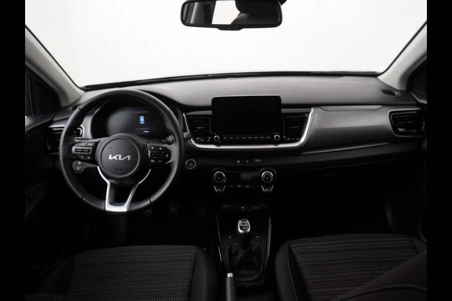 Kia Stonic 1.0 T-GDi MHEV DynamicPlusLine - Apple/Android Carplay - Navigatie - Cruise Control - Stoel/Stuurverwarming - Lichtmetalen Velgen - Fabrieksgarantie Tot 2032