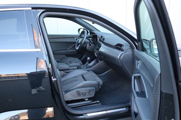 Audi Q3 Sportback 45 TFSI e PHEV Automaat S-Line/Navigatie/Elektr.-trekhaak/Stoelverwarming/19-Inch/Keyfree