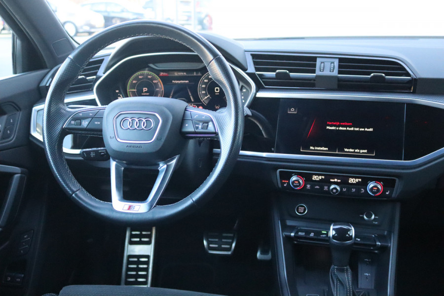 Audi Q3 Sportback 45 TFSI e PHEV Automaat S-Line/Navigatie/Elektr.-trekhaak/Stoelverwarming/19-Inch/Keyfree