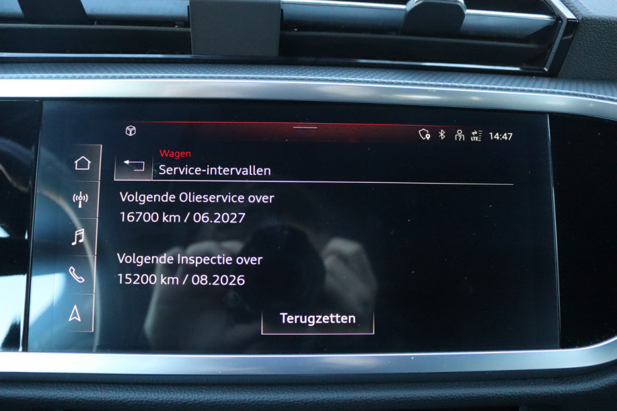 Audi Q3 Sportback 45 TFSI e PHEV Automaat S-Line/Navigatie/Elektr.-trekhaak/Stoelverwarming/19-Inch/Keyfree