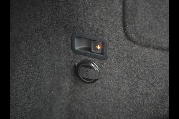 Seat Tarraco 1.4 TSI e-Hybrid FR Plug In Hybrid 245pk Dealer O.H. PHEV | Trekhaak Af Fabriek | Adaptive Cruise | 360 Camera | Alcantara Sportstoelen Memory & Verwarmd | Sfeerverlichting | Stuur Verwarmd | Keyless | Apple Carplay | Navigatie | DAB |