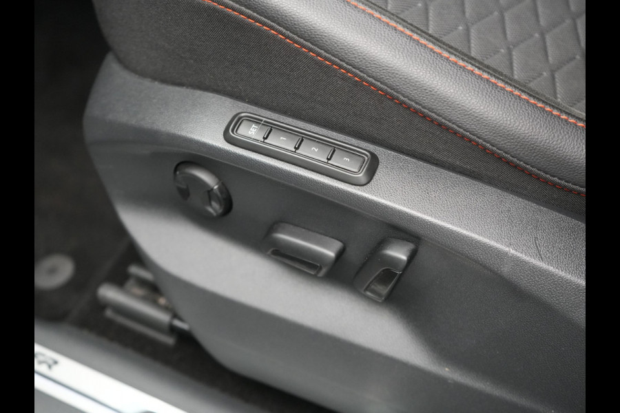 Seat Tarraco 1.4 TSI e-Hybrid FR Plug In Hybrid 245pk Dealer O.H. PHEV | Trekhaak Af Fabriek | Adaptive Cruise | 360 Camera | Alcantara Sportstoelen Memory & Verwarmd | Sfeerverlichting | Stuur Verwarmd | Keyless | Apple Carplay | Navigatie | DAB |