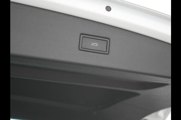 Seat Tarraco 1.4 TSI e-Hybrid FR Plug In Hybrid 245pk Dealer O.H. PHEV | Trekhaak Af Fabriek | Adaptive Cruise | 360 Camera | Alcantara Sportstoelen Memory & Verwarmd | Sfeerverlichting | Stuur Verwarmd | Keyless | Apple Carplay | Navigatie | DAB |