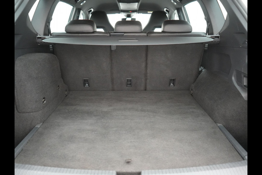 Seat Tarraco 1.4 TSI e-Hybrid FR Plug In Hybrid 245pk Dealer O.H. PHEV | Trekhaak Af Fabriek | Adaptive Cruise | 360 Camera | Alcantara Sportstoelen Memory & Verwarmd | Sfeerverlichting | Stuur Verwarmd | Keyless | Apple Carplay | Navigatie | DAB |