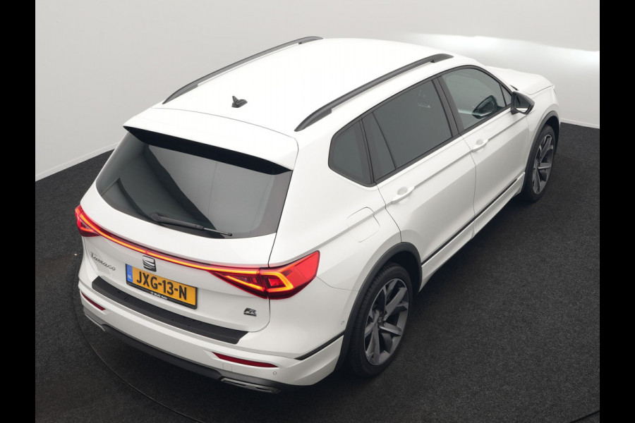 Seat Tarraco 1.4 TSI e-Hybrid FR Plug In Hybrid 245pk Dealer O.H. PHEV | Trekhaak Af Fabriek | Adaptive Cruise | 360 Camera | Alcantara Sportstoelen Memory & Verwarmd | Sfeerverlichting | Stuur Verwarmd | Keyless | Apple Carplay | Navigatie | DAB |