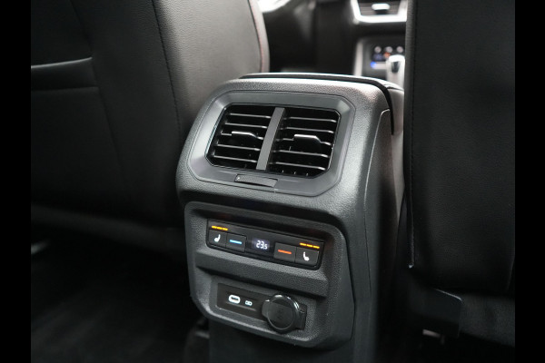 Seat Tarraco 1.4 TSI e-Hybrid FR Plug In Hybrid 245pk Dealer O.H. PHEV | Trekhaak Af Fabriek | Adaptive Cruise | 360 Camera | Alcantara Sportstoelen Memory & Verwarmd | Sfeerverlichting | Stuur Verwarmd | Keyless | Apple Carplay | Navigatie | DAB |