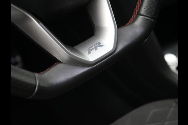 Seat Tarraco 1.4 TSI e-Hybrid FR Plug In Hybrid 245pk Dealer O.H. PHEV | Trekhaak Af Fabriek | Adaptive Cruise | 360 Camera | Alcantara Sportstoelen Memory & Verwarmd | Sfeerverlichting | Stuur Verwarmd | Keyless | Apple Carplay | Navigatie | DAB |