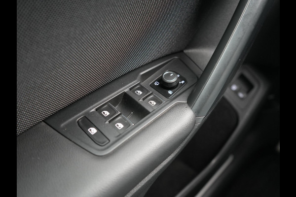 Seat Tarraco 1.4 TSI e-Hybrid FR Plug In Hybrid 245pk Dealer O.H. PHEV | Trekhaak Af Fabriek | Adaptive Cruise | 360 Camera | Alcantara Sportstoelen Memory & Verwarmd | Sfeerverlichting | Stuur Verwarmd | Keyless | Apple Carplay | Navigatie | DAB |